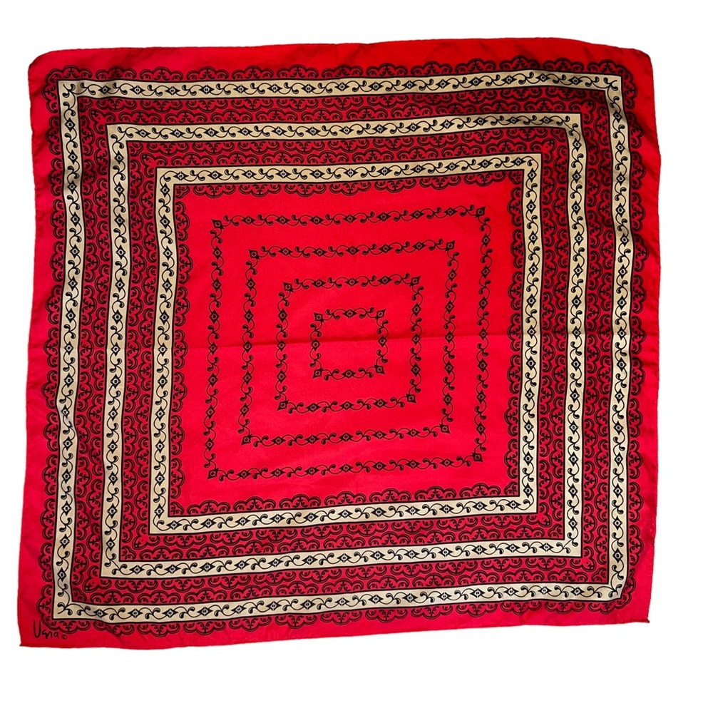 VERA NEUMANN | Square Vintage Scarf